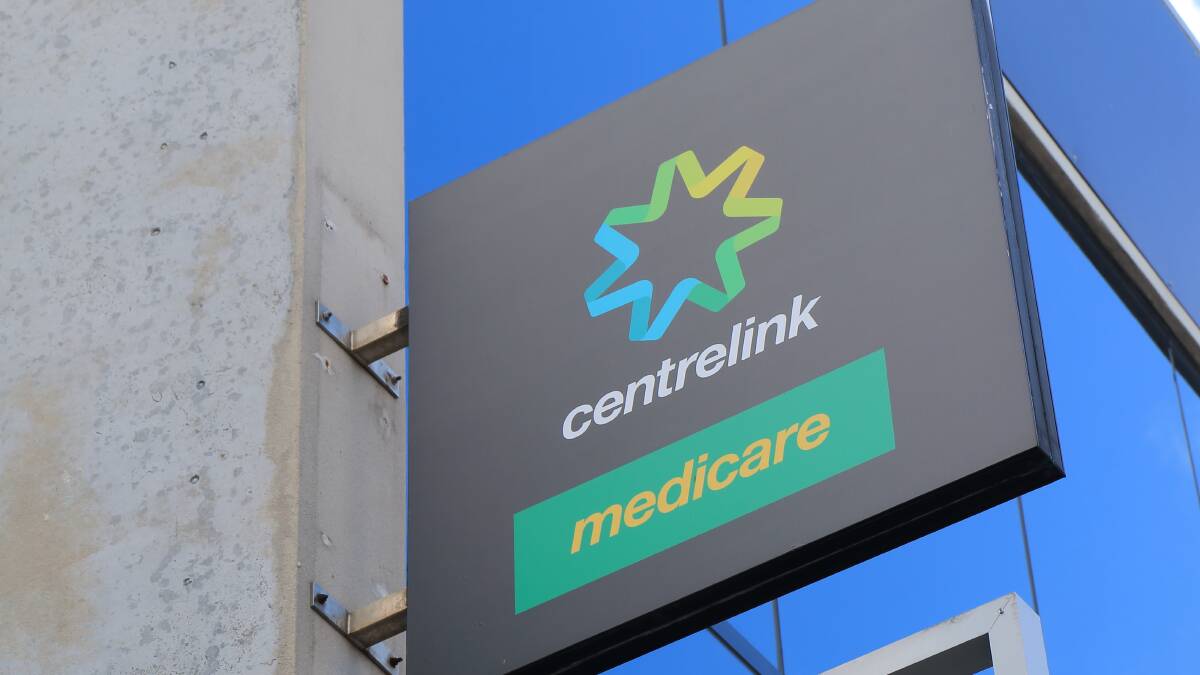 Bring back JobKeeper to ease pressure on Centrelink workers, unions say. Picture: Shutterstock